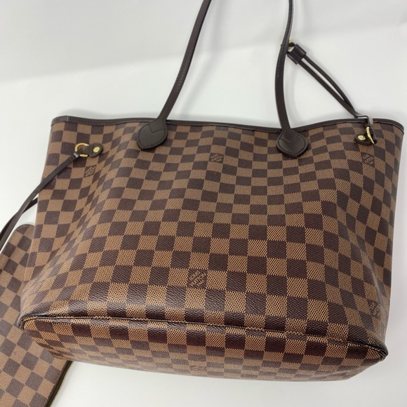 ❌SOLD❌Authentic Louis Vuitton Neverfull MM with Pouch - Picture 8 of 16